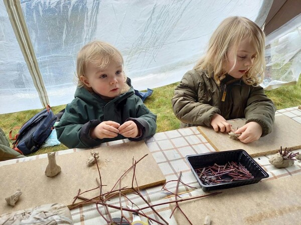 Boetseren met rivierklei